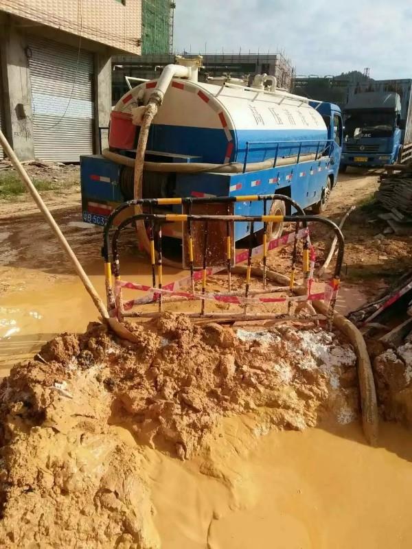 金城江工地淤泥清淤