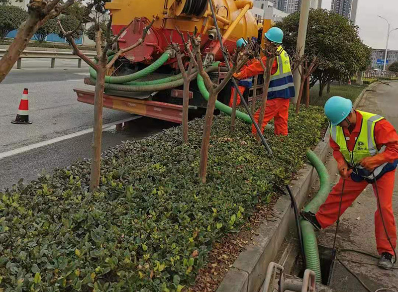 金城江市政管道清淤